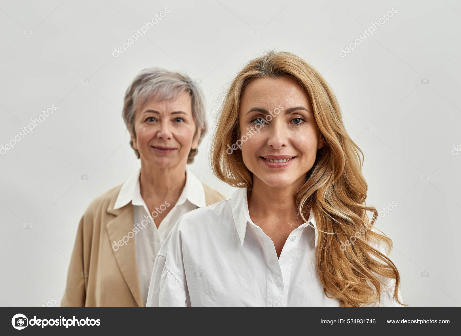 Portrait of adult daughter and mature mother Stock Photo by ©LanaStock 534931746