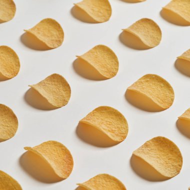 Lezzetli ve iştah açıcı cips koleksiyonu