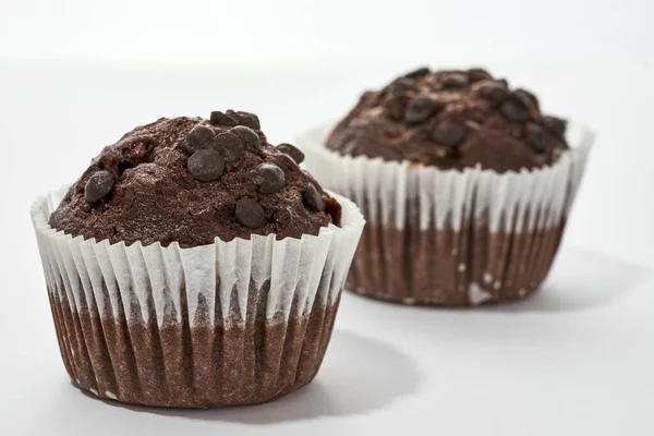 Selectieve Focus Van Zoete Heerlijke High Calorie Chocolade Cupcake Met — Stockfoto