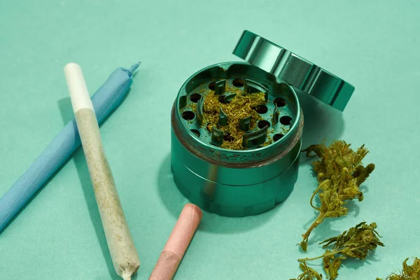 Cropped Opened Jar Dry Crushed Marijuana Buds Cannabis Rolled Joints — Fotografia de Stock