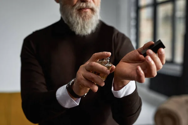 Partial Image Senior Man Applying Luxury Aromatic Perfume His Wrist — Stock Photo, Image