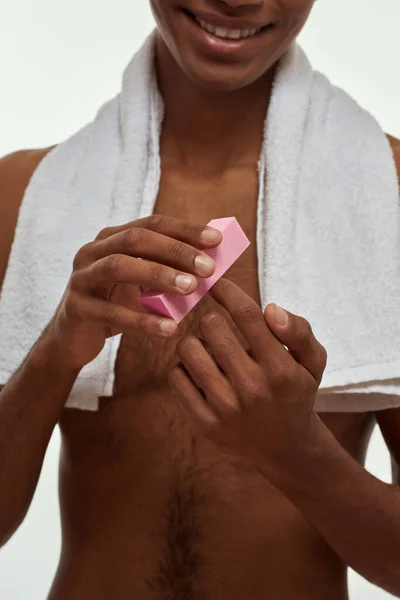 Partial Image Black Guy Doing Manicure His Fingernails Nail Buffer — Stock Photo, Image