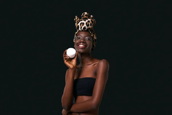 Smiling Black Girl Holding Cosmetic Cream Looking Camera Young Slim — Photo