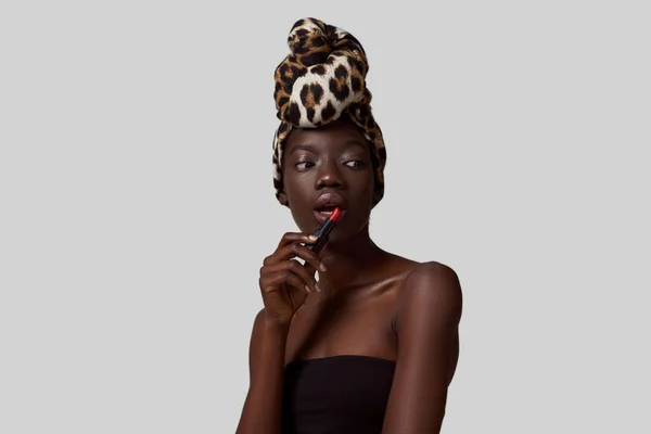Thoughtful Black Girl Painting Lips Lipstick Attractive Young Slim Woman — Photo