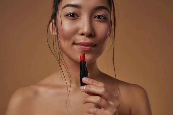 Cropped Image Smiling Elegant Asian Girl Lipstick Looking Camera Beautiful — Stockfoto