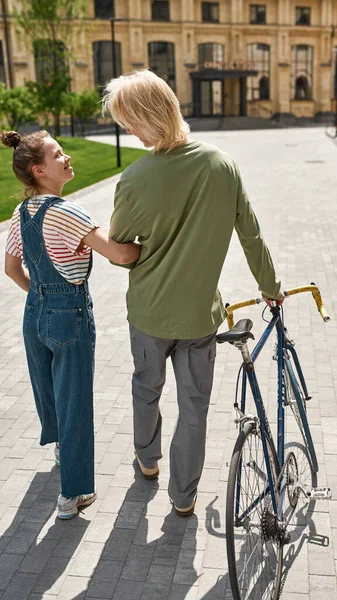 Back View Young Smiling Caucasian Couple Walking Bicycle City Modern — Stock Photo, Image