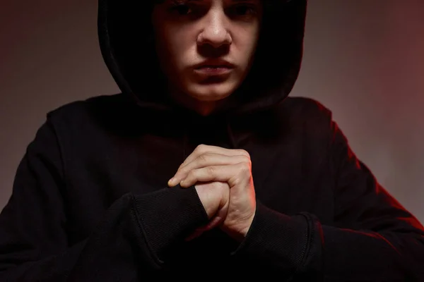 Partial Image Confident Caucasian Teenage Boy Preparing Fist Looking Camera — Stock Photo, Image