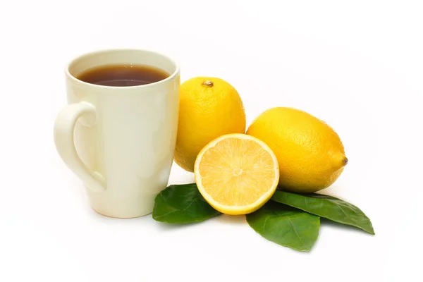 Чай с лимоном — стоковое фото