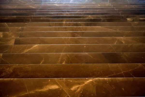 아름다운 대리석 계단을 가까이 서 본 모습 — 스톡 사진