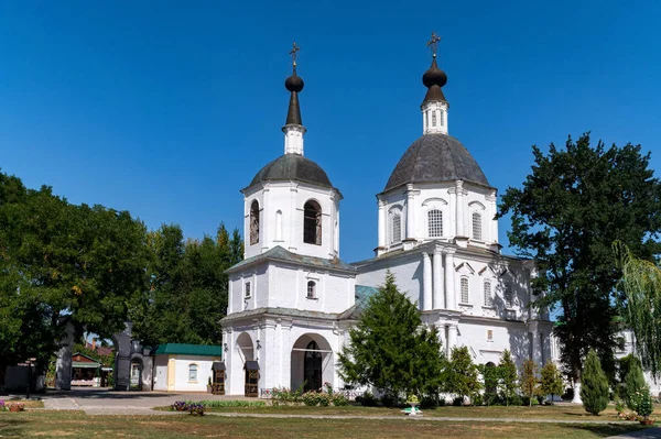 Donskoy klášter nebo klášter v Starocherkasskaya Stanitsa — Stock fotografie