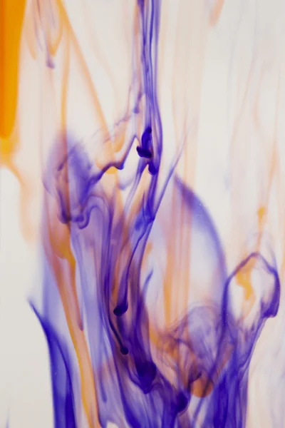 紫とオレンジ色のインク図形 — ストック写真
