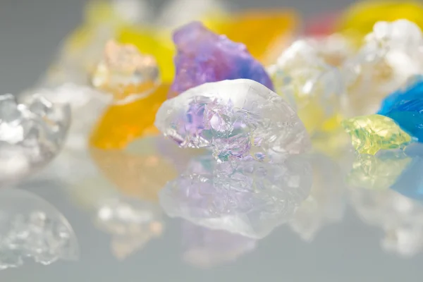Trasiga gelé bollar med reflexioner — Stockfoto