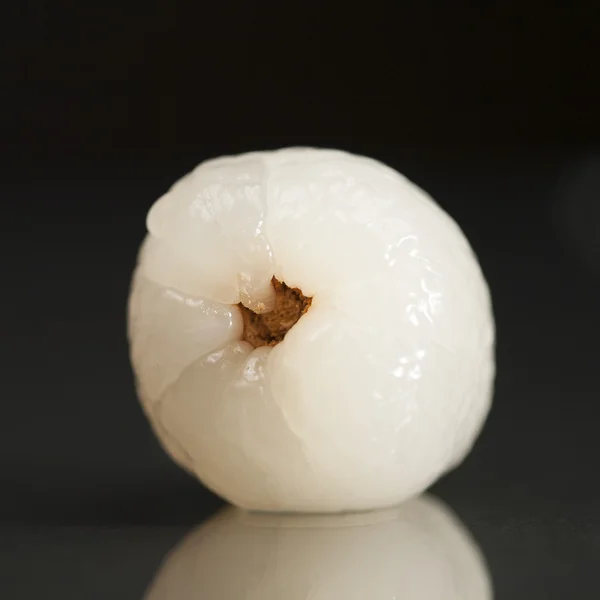 Litchi peeled fruit — Stock Photo, Image