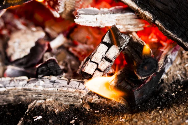 Coals in the fire — Stock Photo, Image