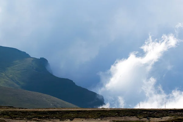 Paisaje de las montañas Bucegi — Foto de Stock