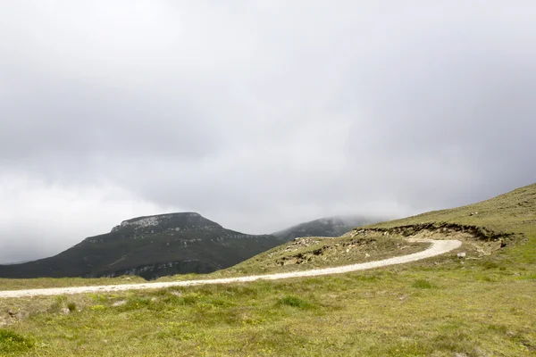 Uitzicht op de spectaculaire bergen — Stockfoto