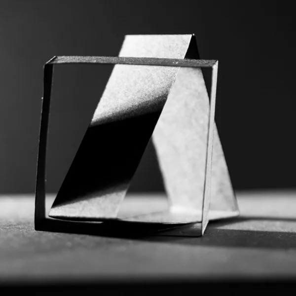 Schwarze Papierformen und Schatten — Stockfoto