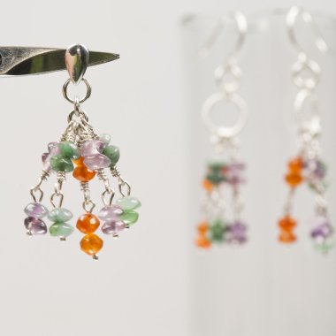 gümüş küpe ve Kolye Ametist, akik ve Zümrüt Taşlar ile