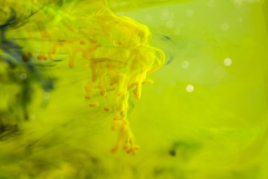 yağ, su ve mürekkep renkli kompozisyonu