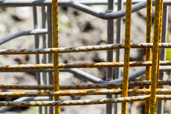 Kovové mříže s rez — Stock fotografie