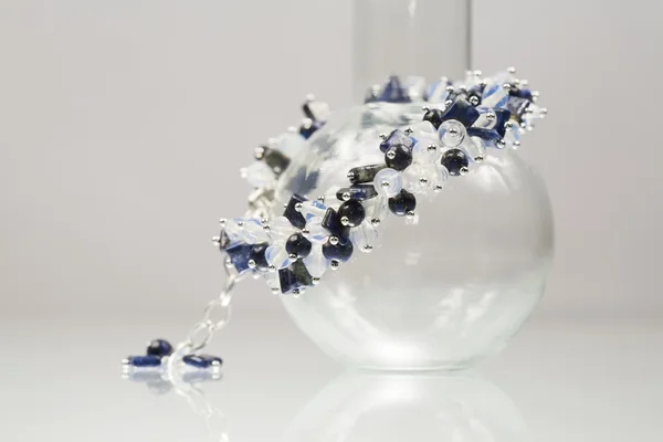 Silverarmband med med lapis lazuli och opal ädelstenar — Stockfoto