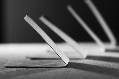 siyah kağıt şekil ve gölgeler