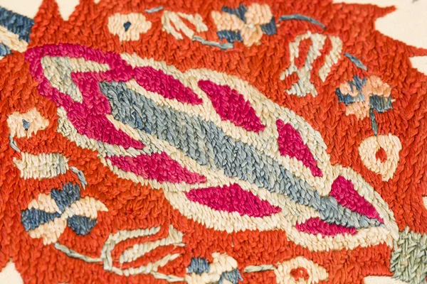 自然と枕カバーからの花柄のパターンと織物テクスチャ — ストック写真