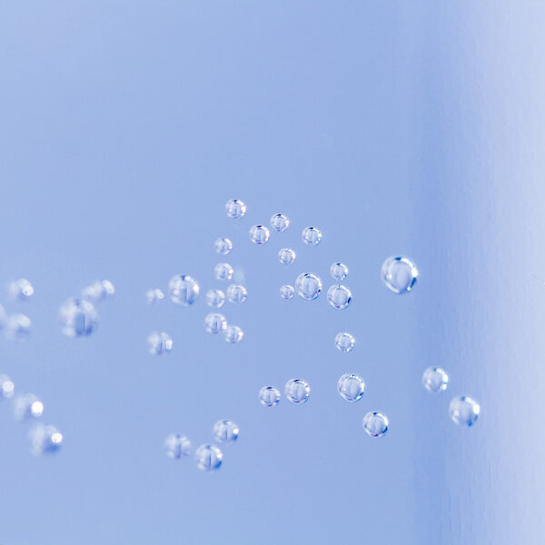 Composition with bubbles