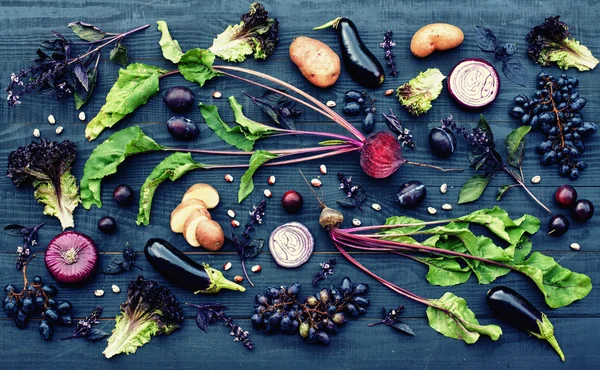 Purple fruit and vegetables — Stock Photo, Image