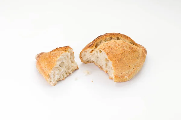 Зламаний Хліб Пшеничного Ремесла Білому Тлі — стокове фото