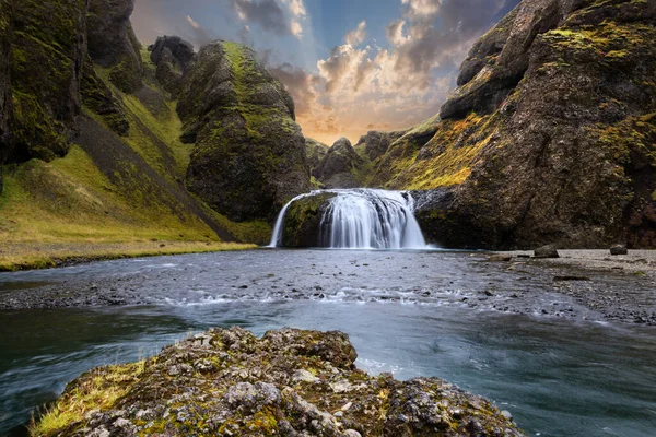 Larga Exposición Una Colorida Puesta Sol Sur Islandia —  Fotos de Stock