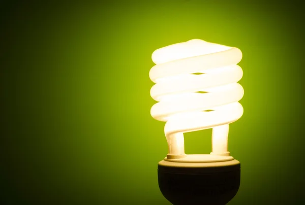 Energi effektiva glödlampa — Stockfoto