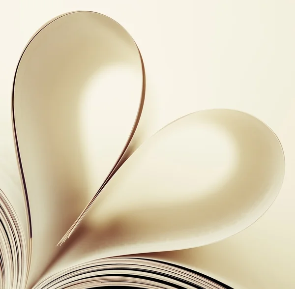 Heart shaped from book's pages — Stock Photo, Image