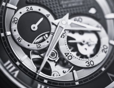 makineyle ilgili seyretmek