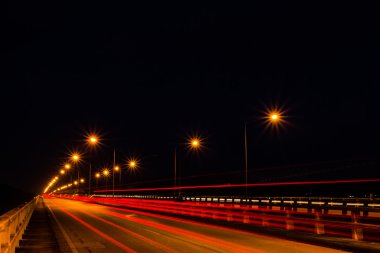 songkla, Tayland'ın en uzun köprüde trafiği yıldırım