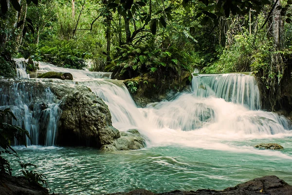 Tat Kuang Si cascade — Photo