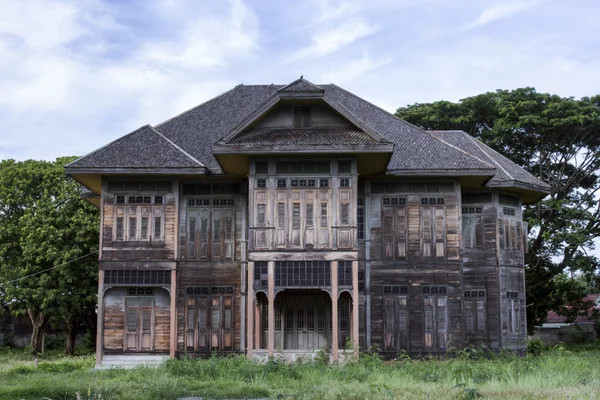 Ancient wood house — Stock Photo, Image