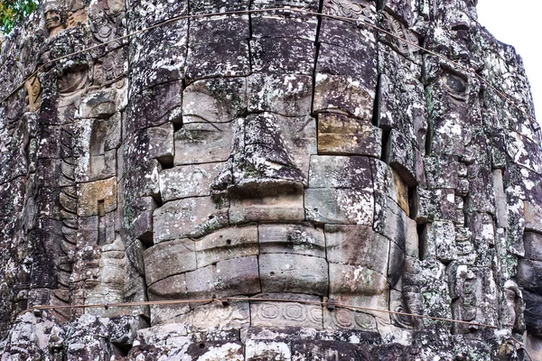 Kamenné malby a sochy v Angkor Wat, Kambodža — Stock fotografie