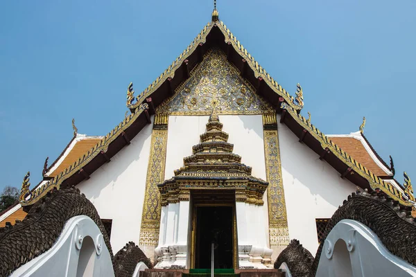 Templo Wat Phumin Con Cielo Azul Provincia Nan Tailandia —  Fotos de Stock