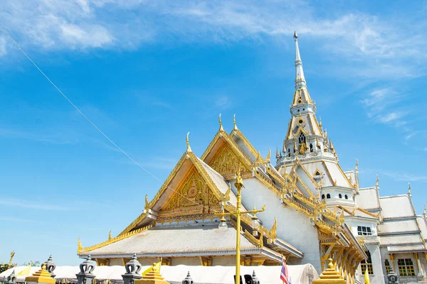 Roof Thai Temple Wat Sothon Wararam Worawihan Thailand — ストック写真