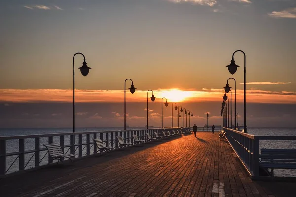 Hermoso Paisaje Costero Matutino Muelle Madera Con Cielo Colorido Gdynia — Foto de Stock