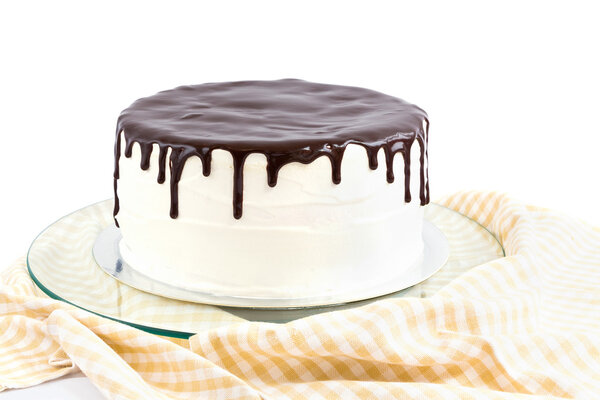 Крем и шоколадный торт
