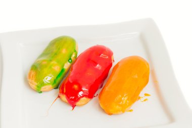 eklerleri karamel renkli sır ile