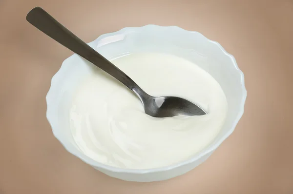 Bowl with cream — Stock Photo, Image