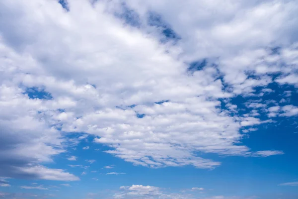 Molnblå himmel — Stockfoto