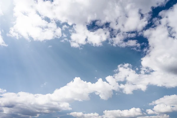 Zonlicht in lucht — Stockfoto