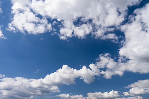 Bewölkter Himmel — Stockfoto