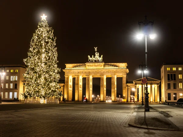 Brandenburger Tor im Winter — Stockfoto