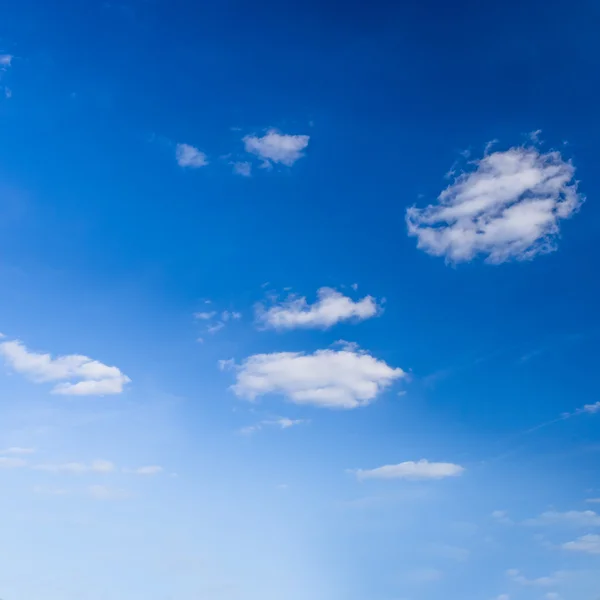 Niebo z chmurami — Zdjęcie stockowe