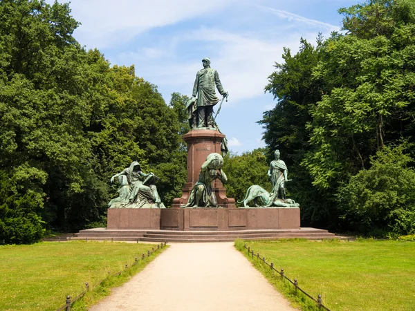 Статуя Бисмарка в Берлине — стоковое фото
